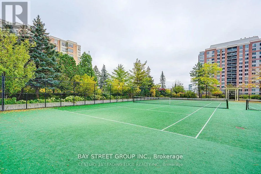 2417 - 15 NORTHTOWN WAY