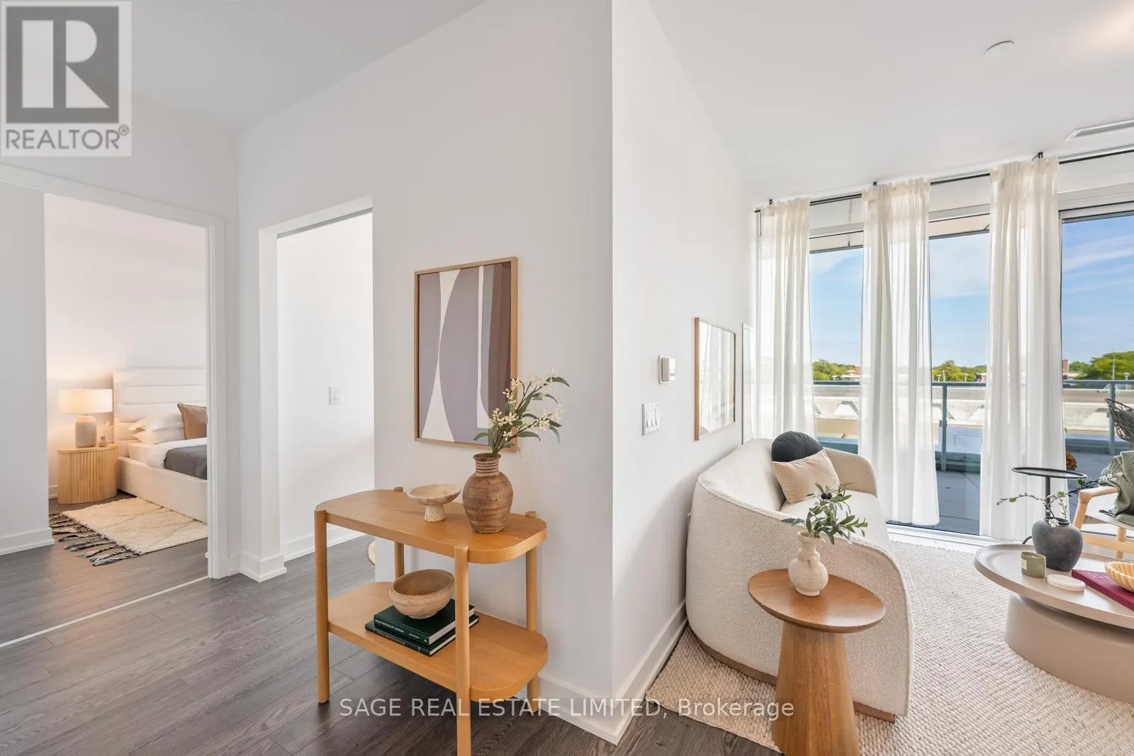 212 - 50 O'NEILL ROAD W