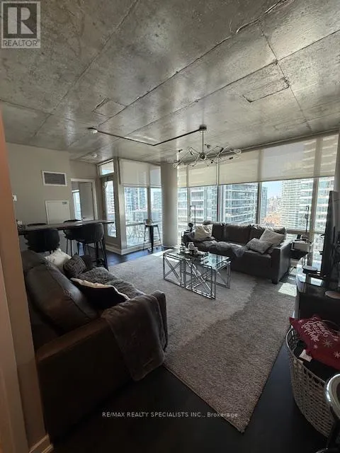 2803 - 10 NAVY WHARF COURT