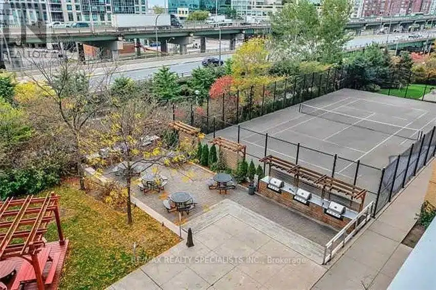 2803 - 10 NAVY WHARF COURT