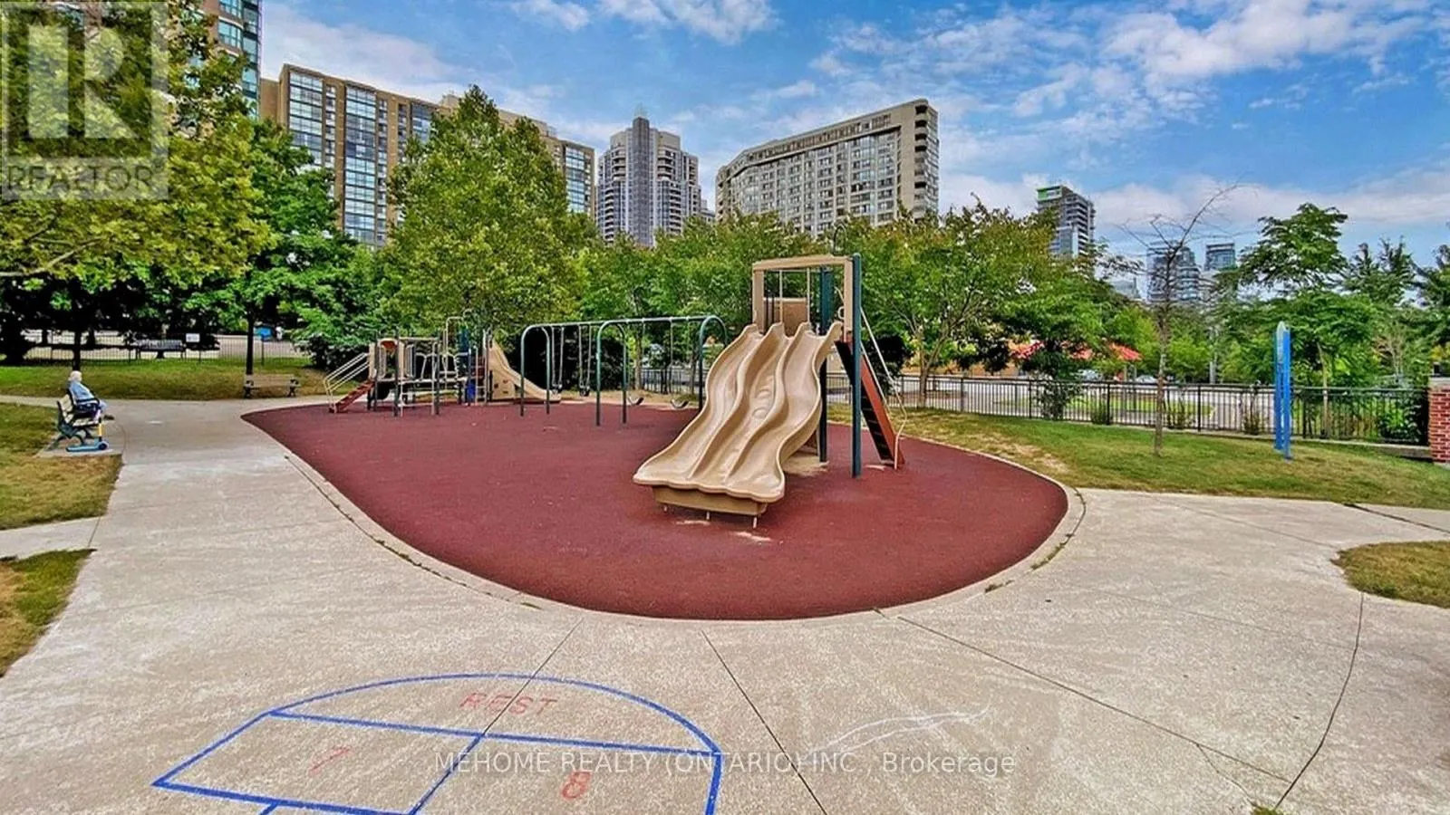 1611 - 509 BEECROFT ROAD