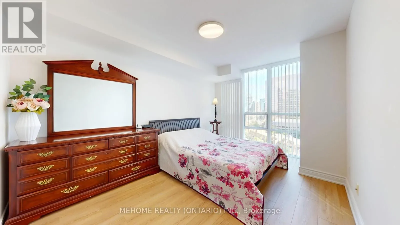 1611 - 509 BEECROFT ROAD