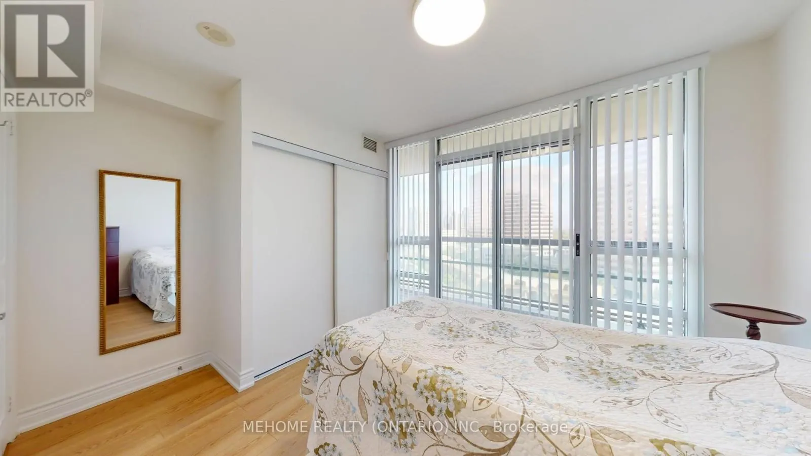 1611 - 509 BEECROFT ROAD