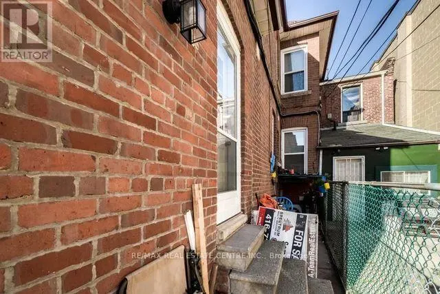 1 - 1413 DUNDAS STREET
