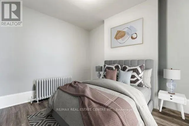 1 - 1413 DUNDAS STREET