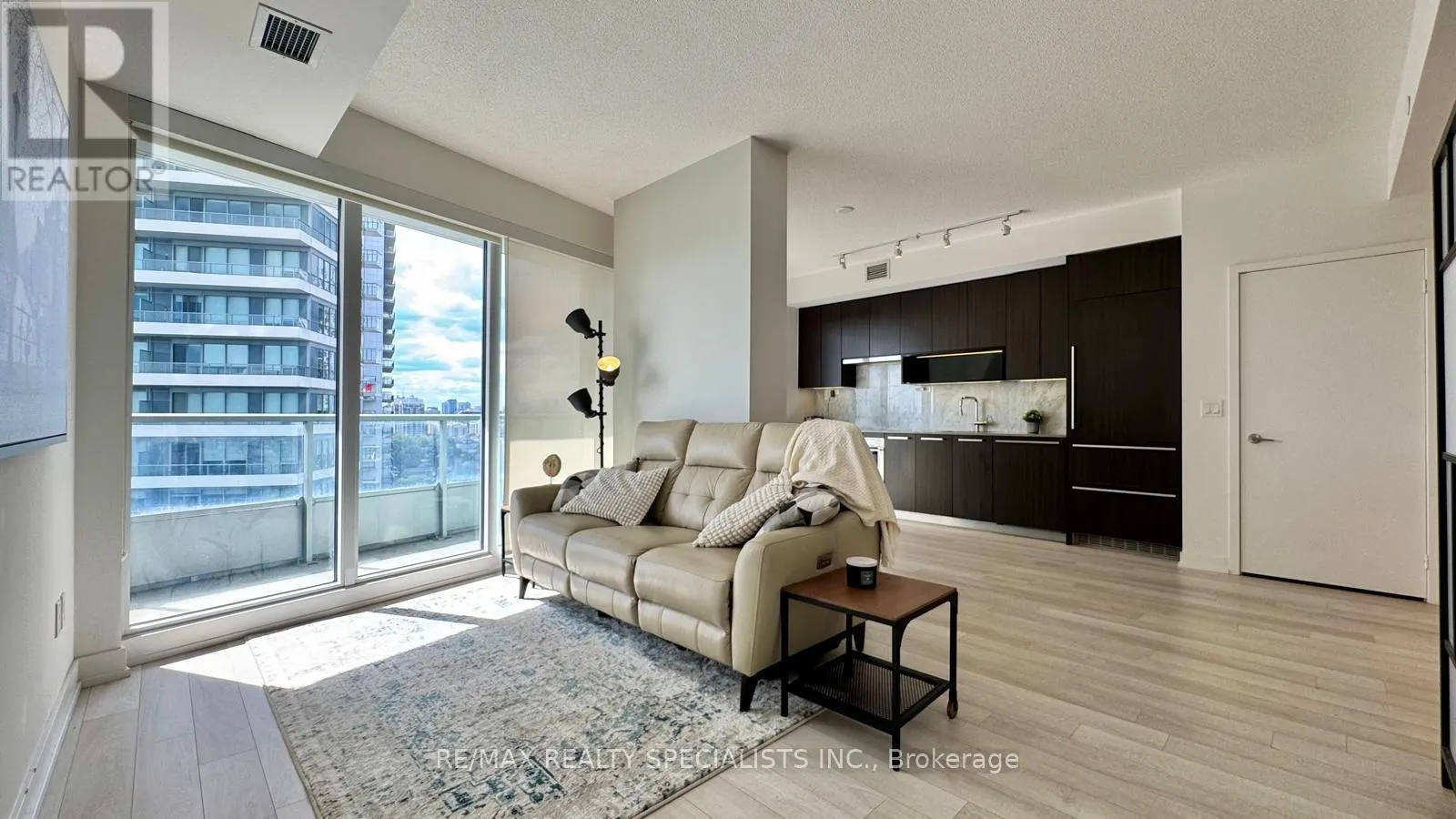 2307 - 117 MCMAHON DRIVE