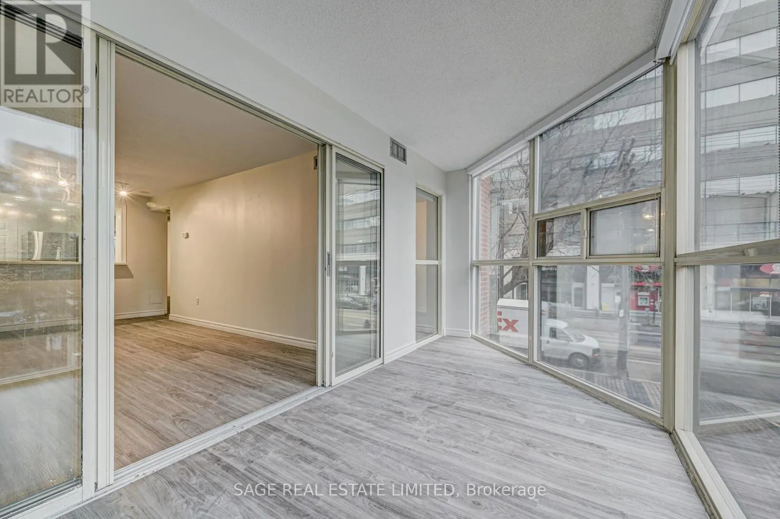 204 - 705 KING STREET W