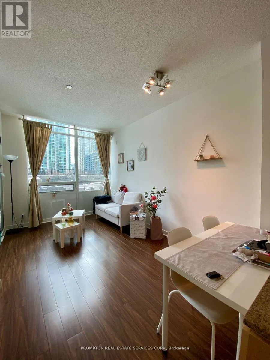 210 - 361 FRONT STREET W