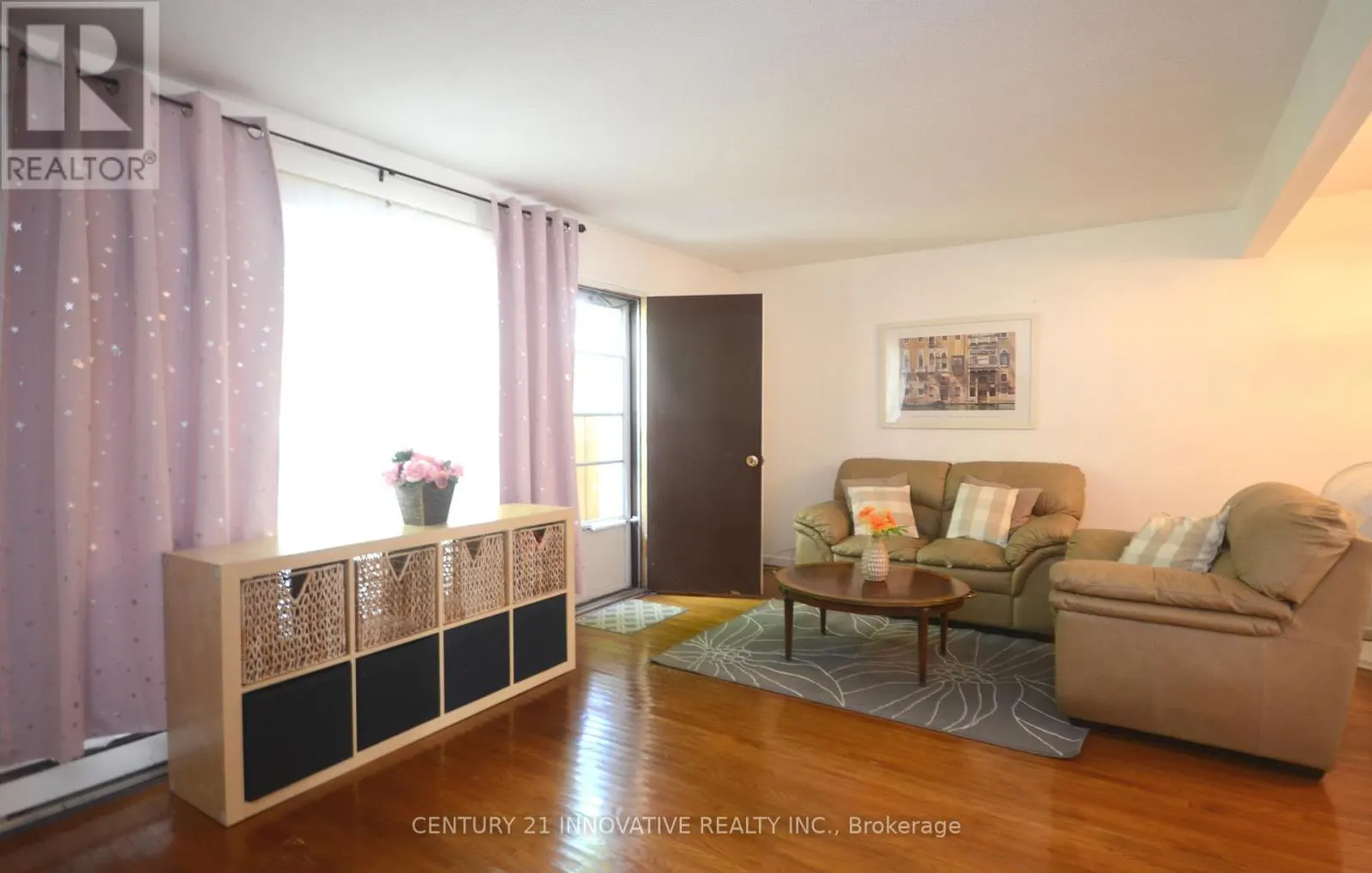 9 CANDY COURTWAY