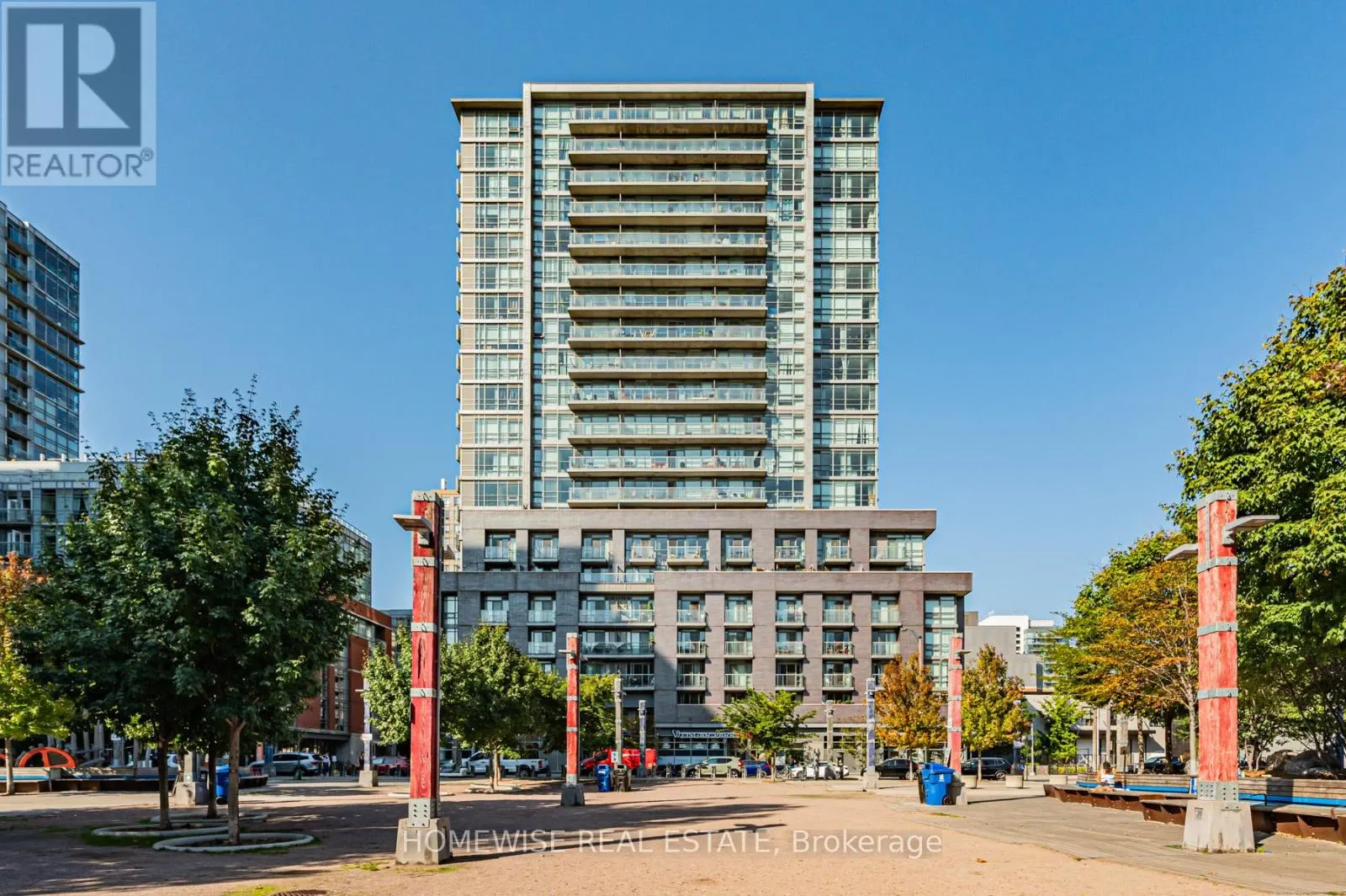 545 - 68 ABELL STREET