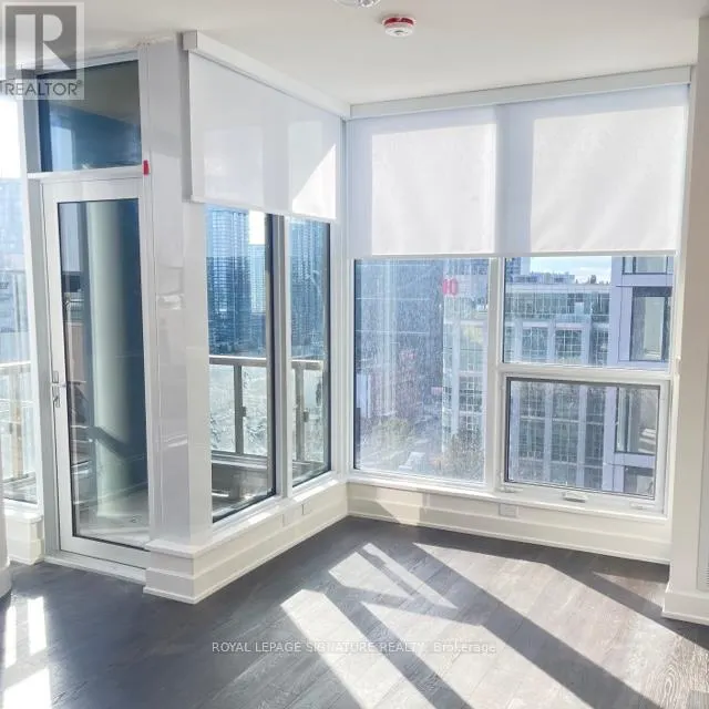1410 - 35 MERCER STREET