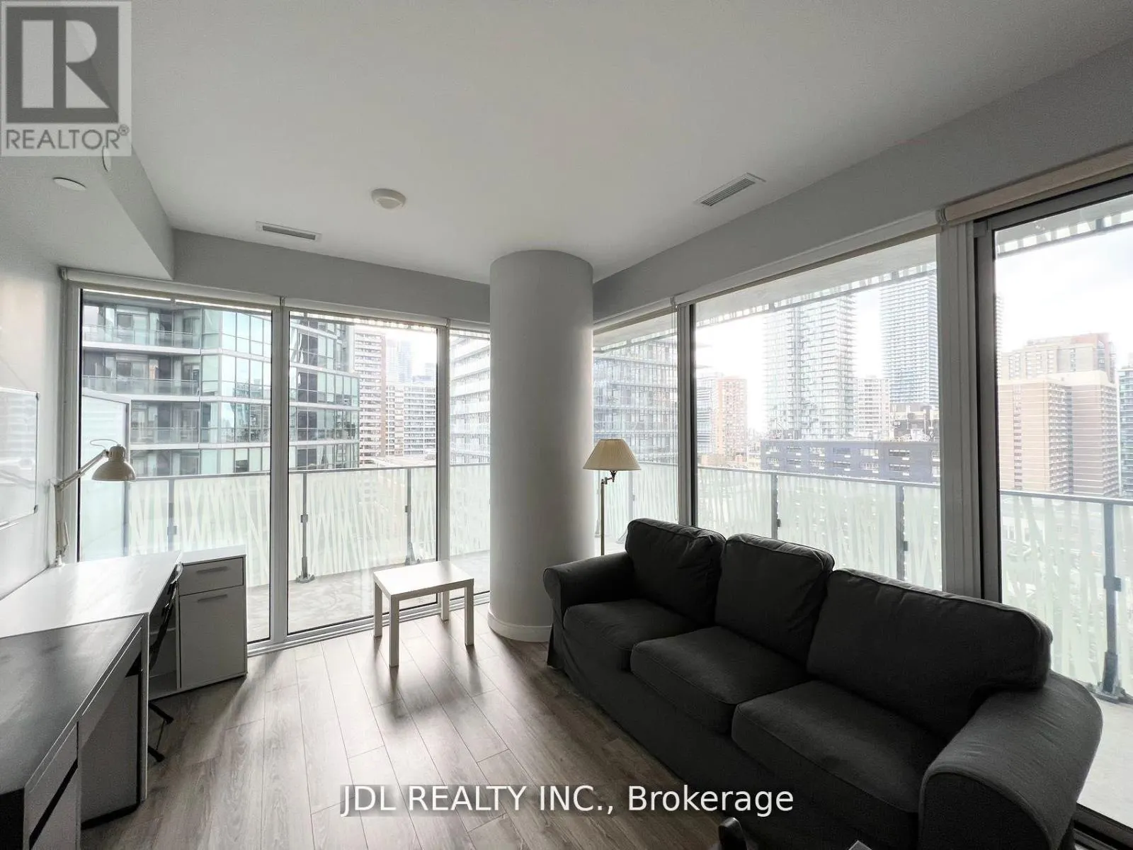 1104 - 42 CHARLES STREET E