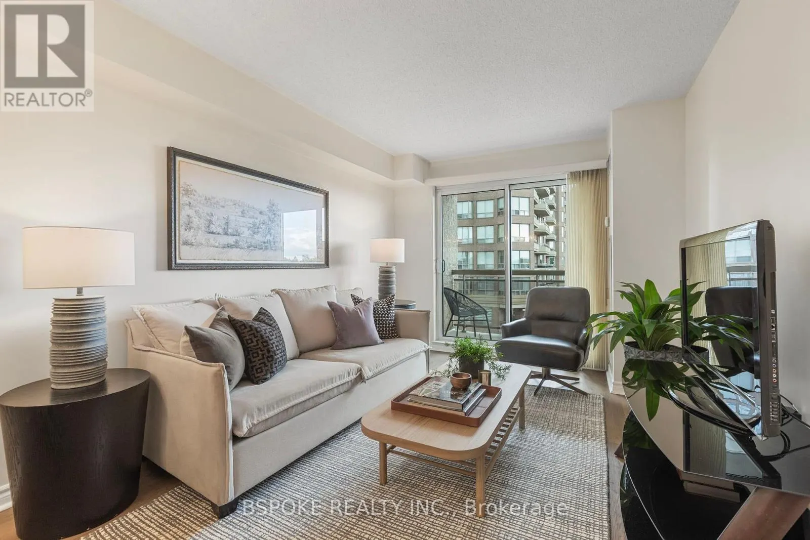 618 - 1720 EGLINTON AVENUE E