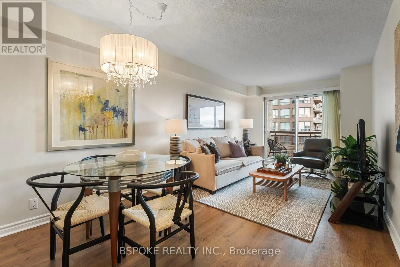618 - 1720 EGLINTON AVENUE E