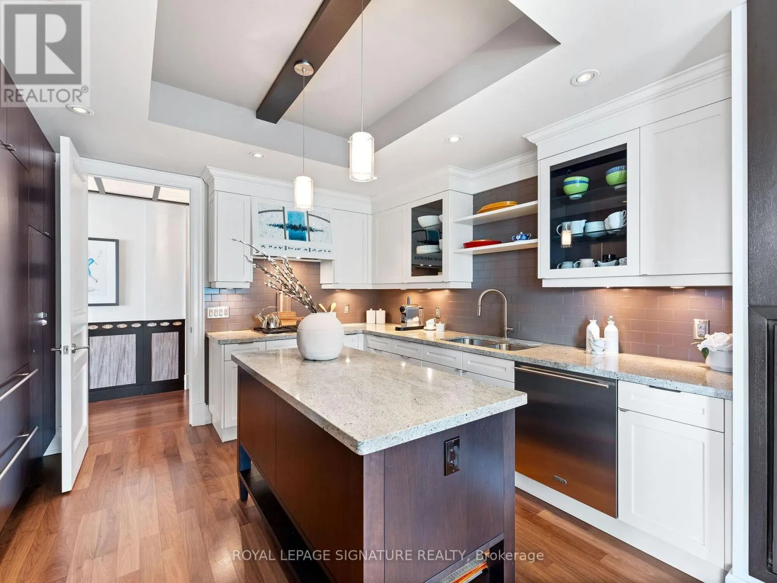603 - 155 ST. CLAIR AVENUE W