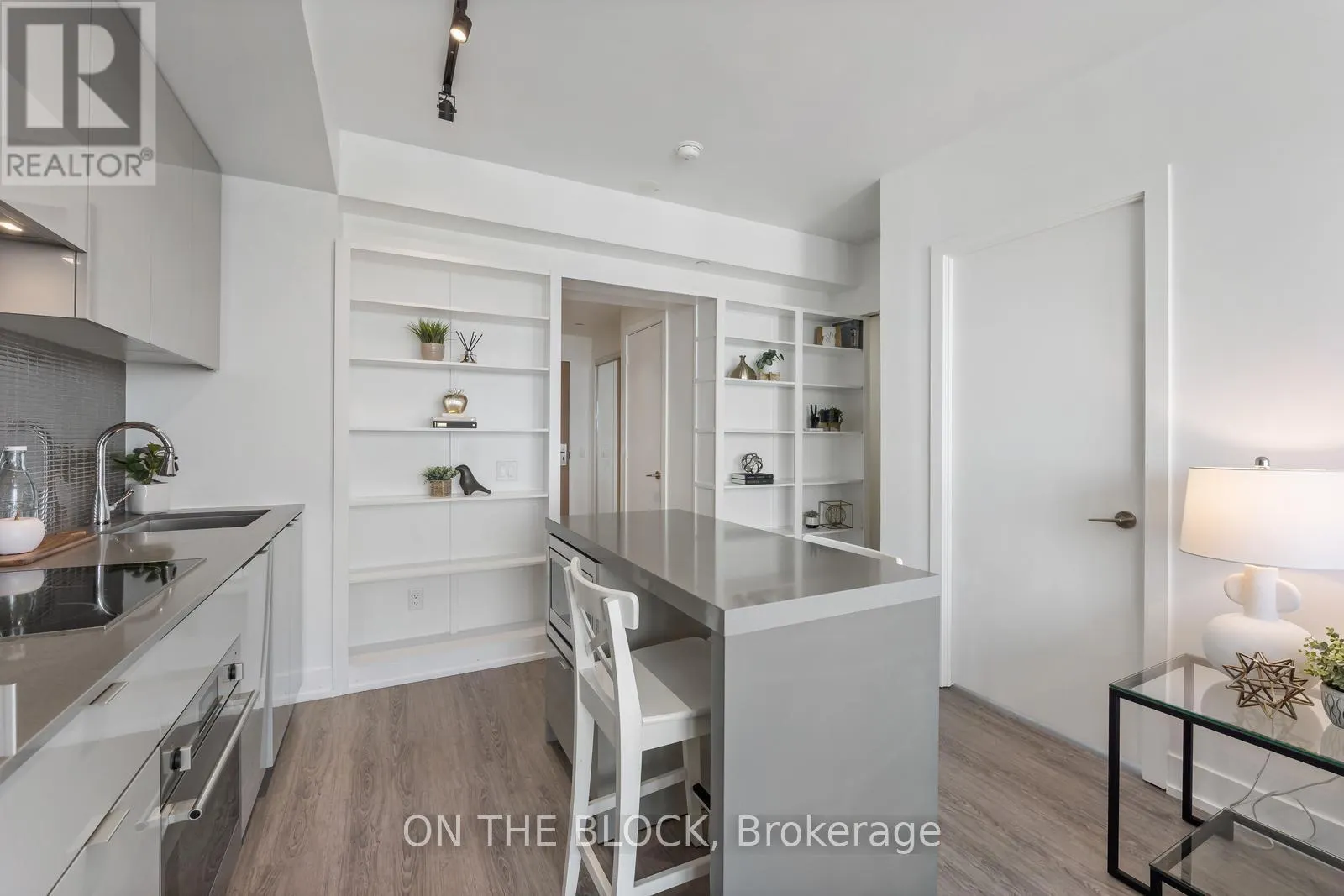 5307 - 7 GRENVILLE STREET