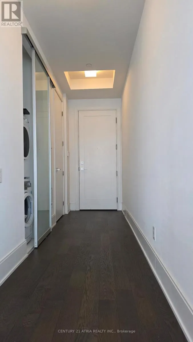 LPH5305 - 50 CHARLES STREET E