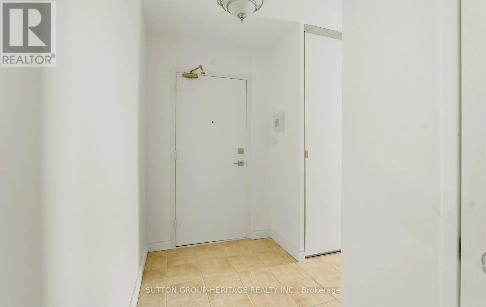 1008 - 5 VICORA LINKWAY WAY