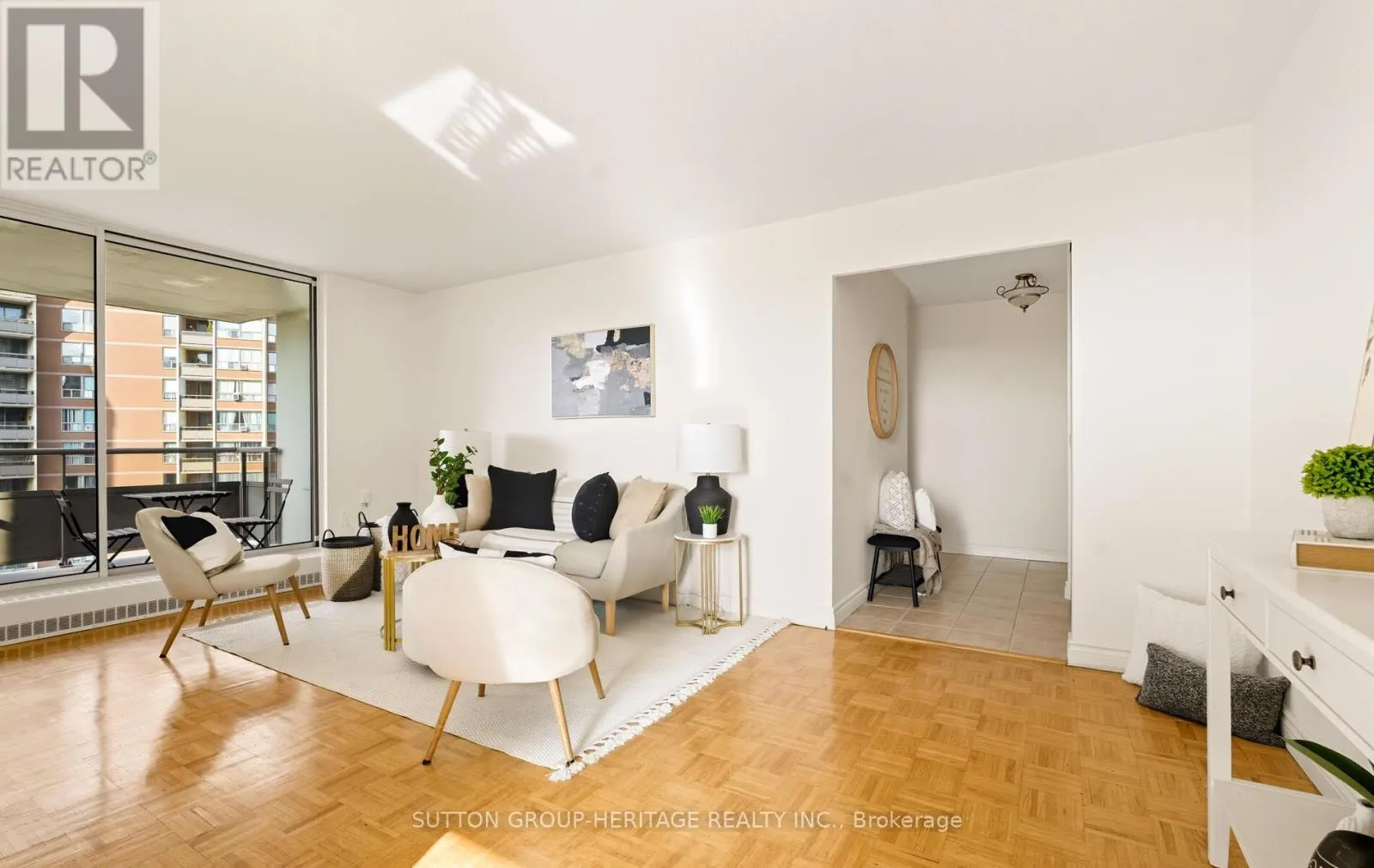 1008 - 5 VICORA LINKWAY WAY