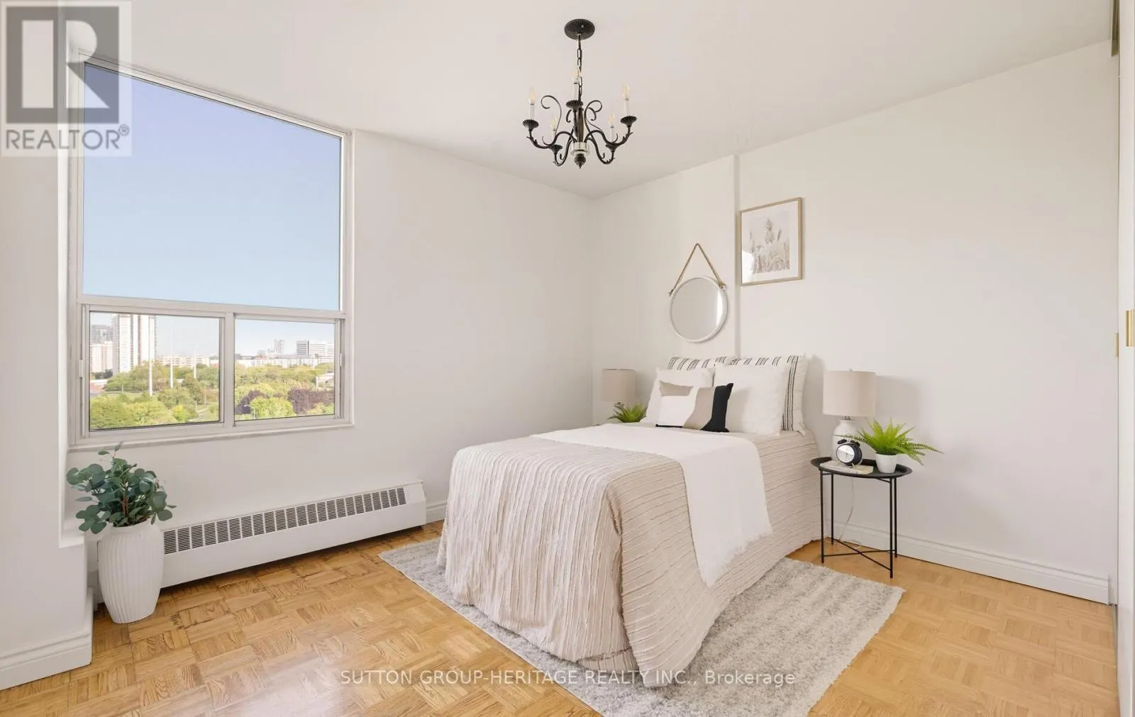 1008 - 5 VICORA LINKWAY WAY