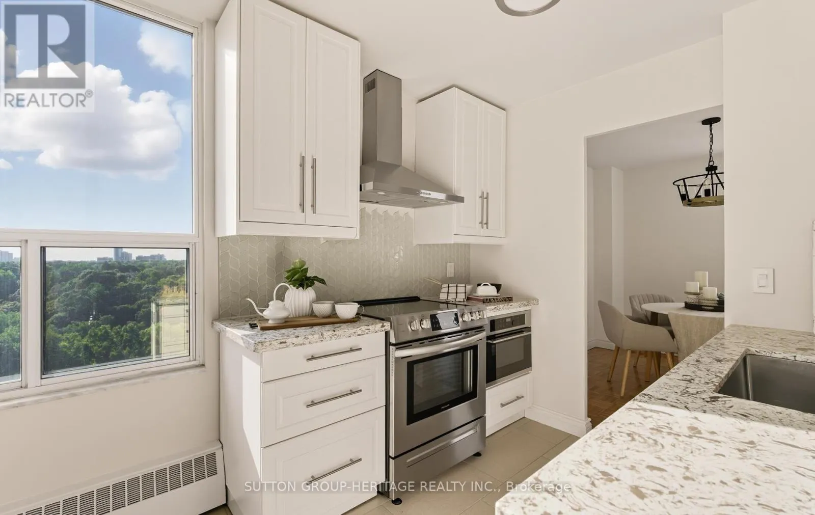 1008 - 5 VICORA LINKWAY WAY
