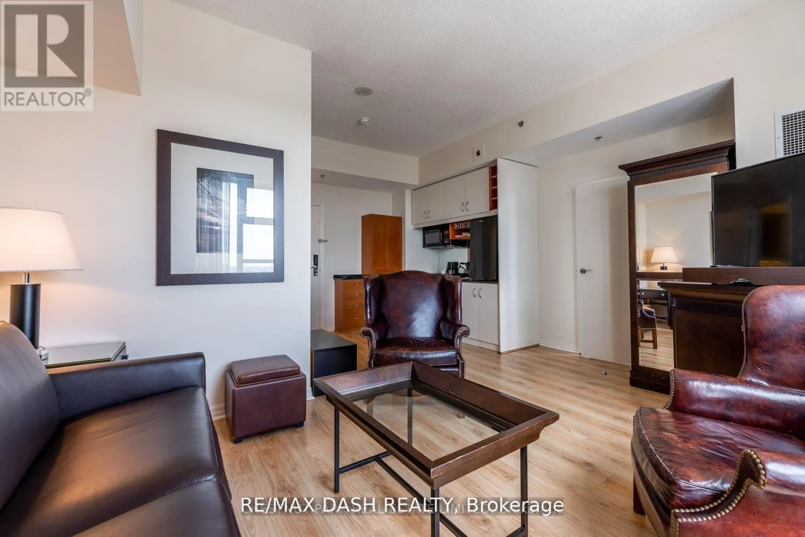 2904 - 1 KING STREET W