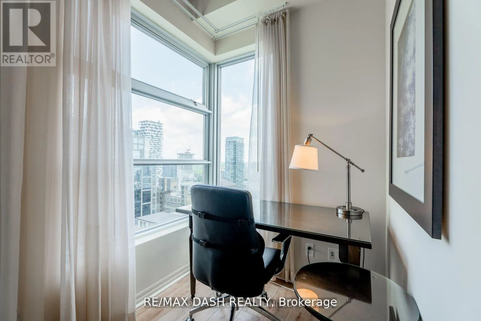 2904 - 1 KING STREET W