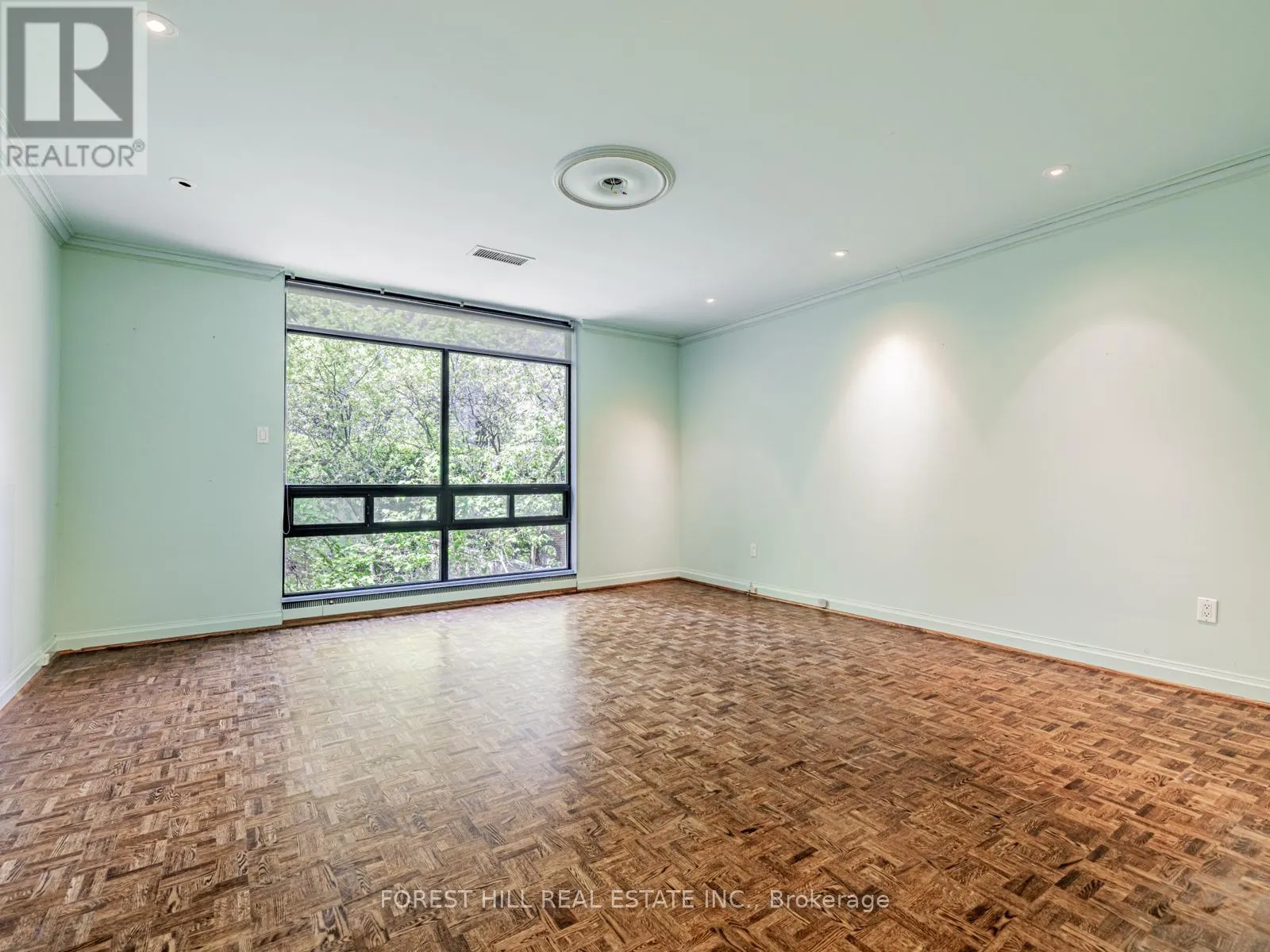 82 ORIOLE ROAD