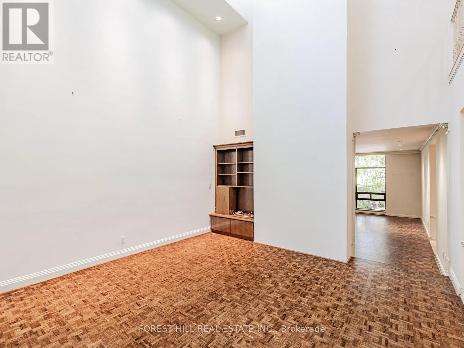 82 ORIOLE ROAD
