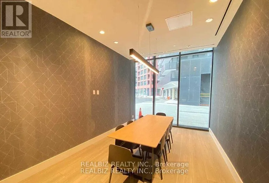 524 - 30 TRETTI WAY