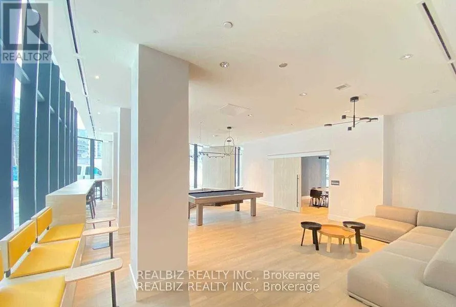 524 - 30 TRETTI WAY
