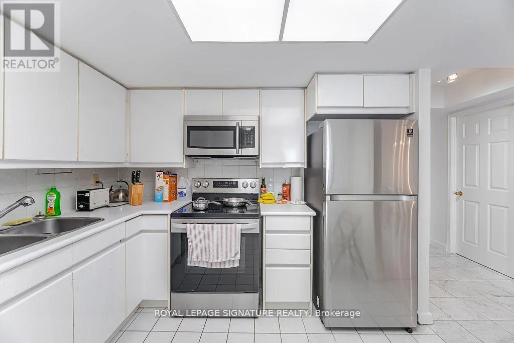 309 - 500 GLENCAIRN AVENUE