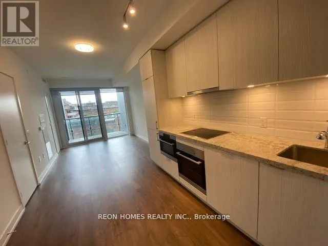 520 - 158 FRONT STREET E
