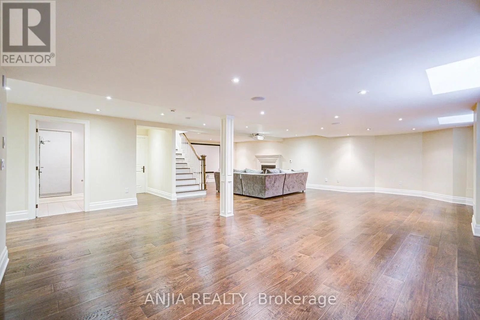 7 SWIFTDALE PLACE