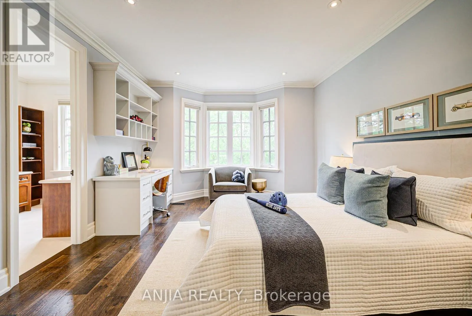 7 SWIFTDALE PLACE