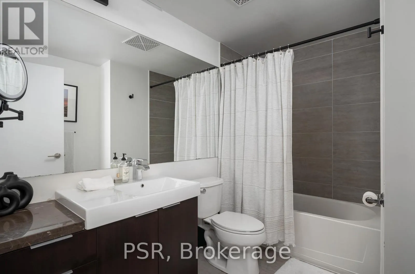 507 - 478 KING STREET W
