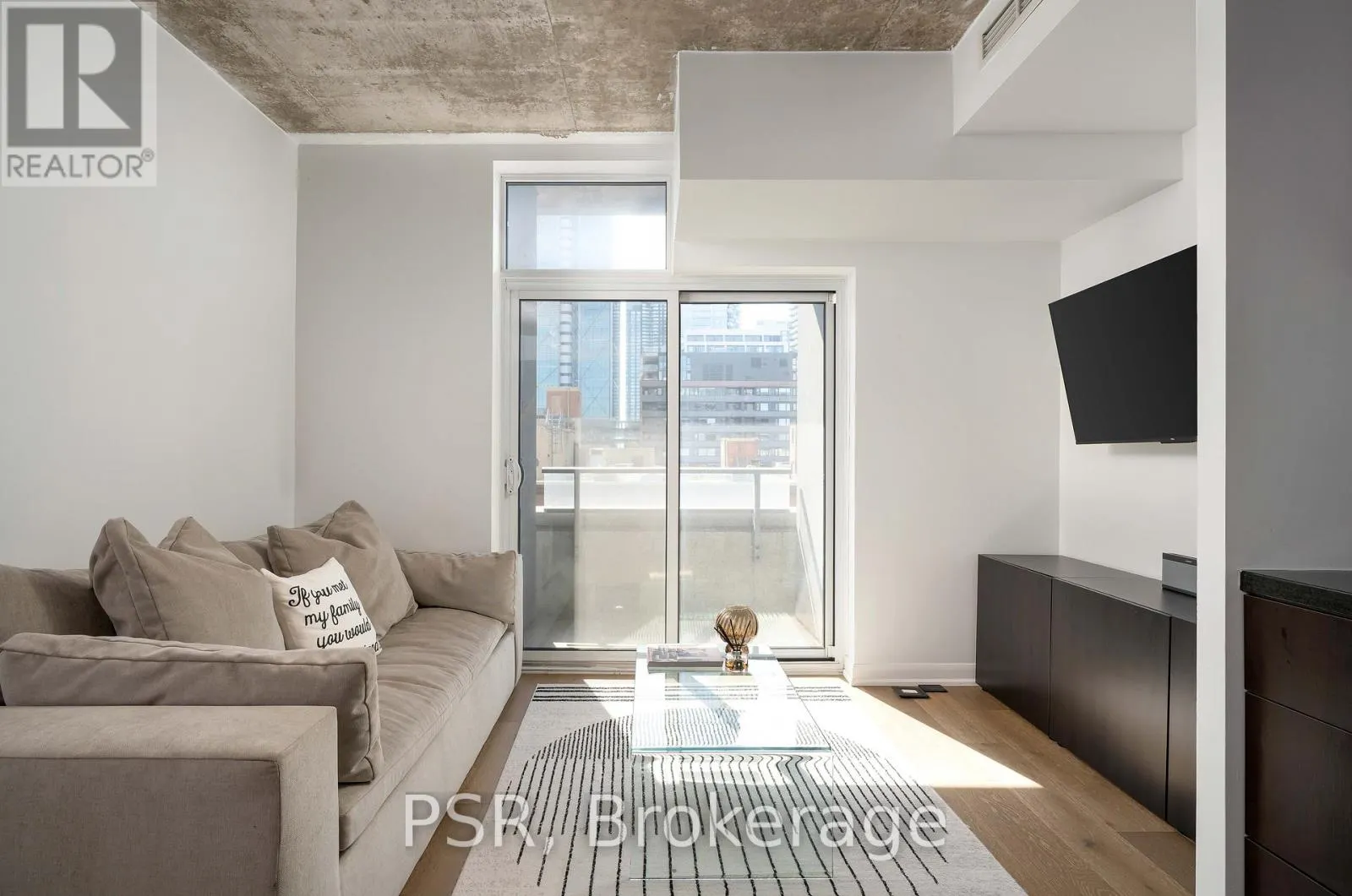507 - 478 KING STREET W