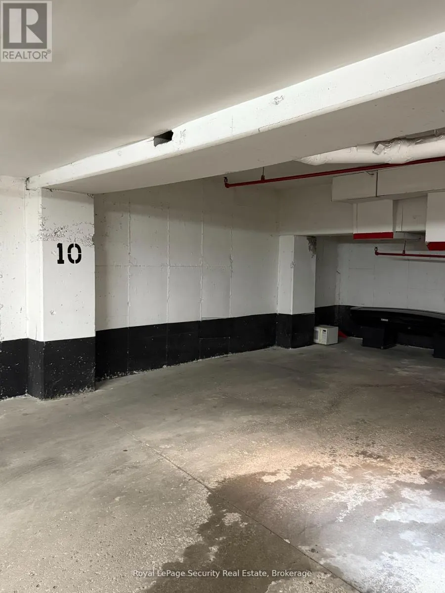 10 - 20 GLEBE ROAD W