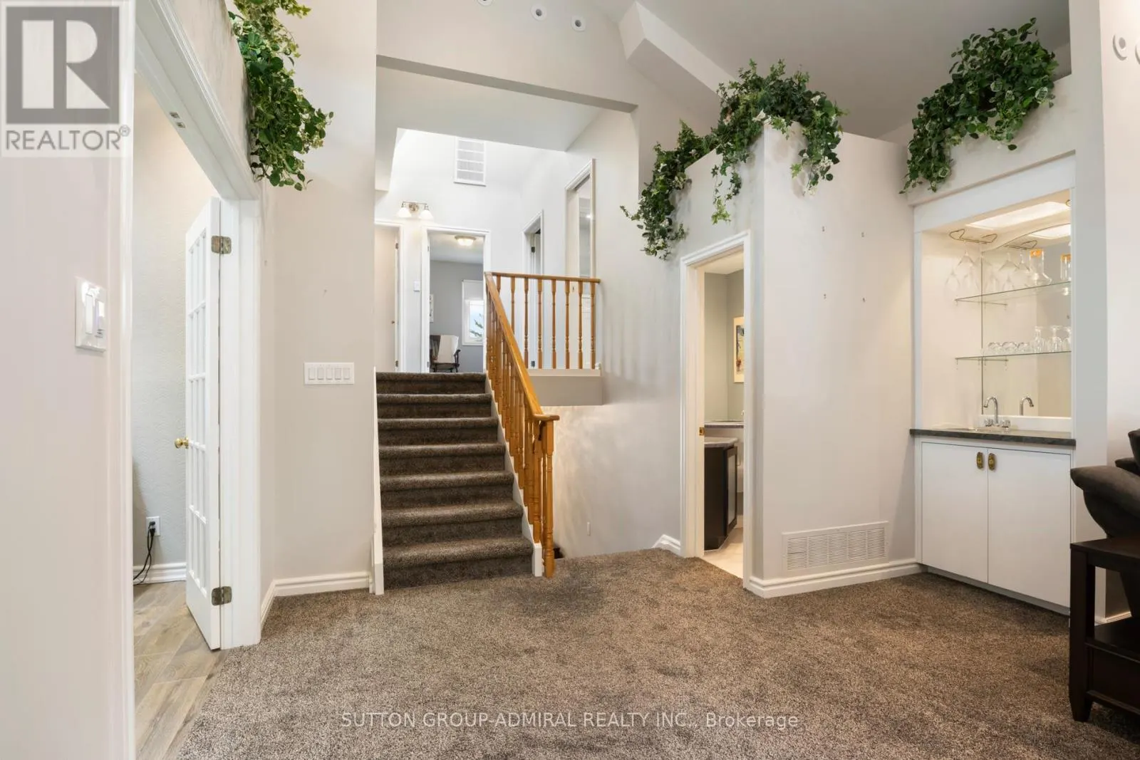 479 HOUNSLOW AVENUE