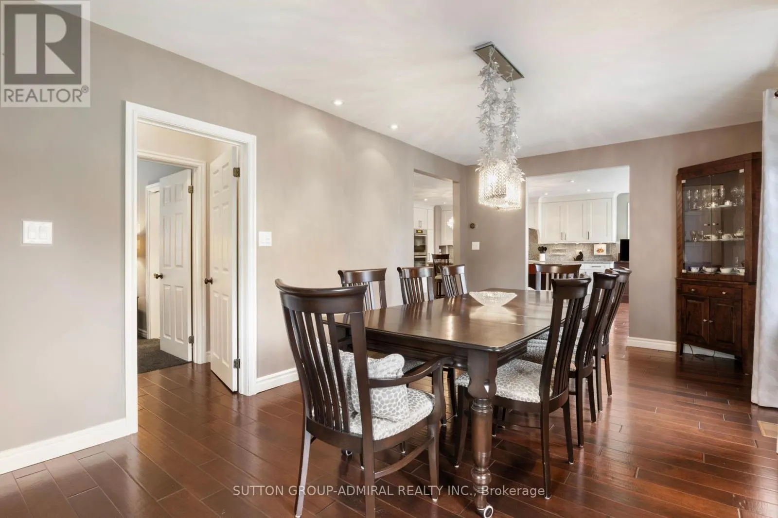 479 HOUNSLOW AVENUE