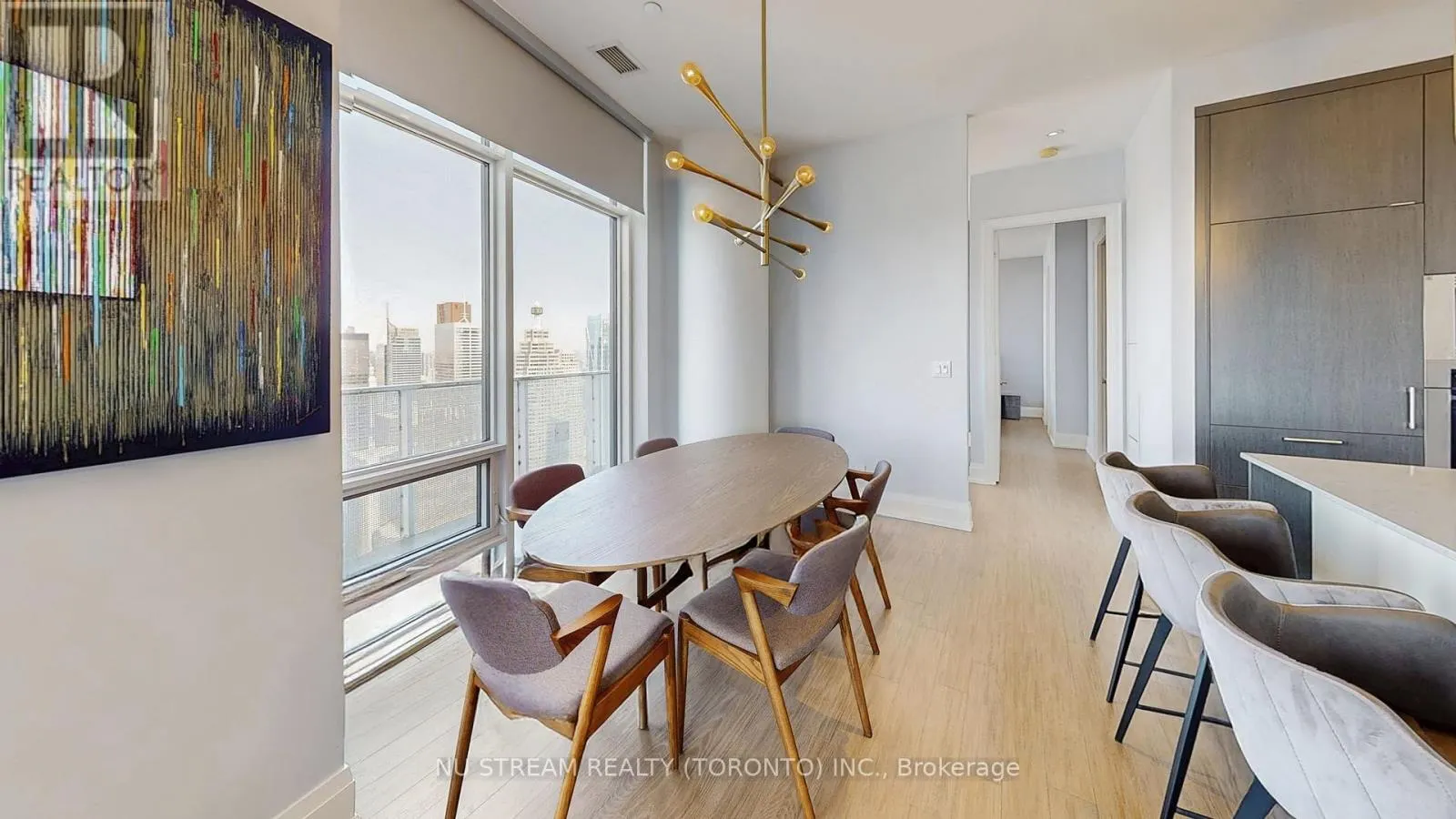 PH101 - 100 HARBOUR STREET