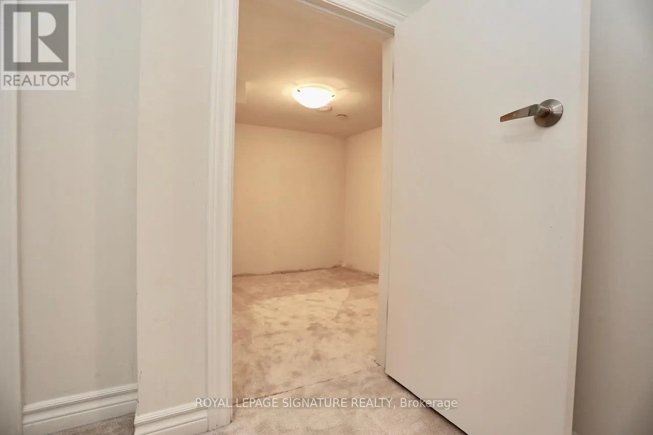 TH27 - 39 DREWRY AVENUE