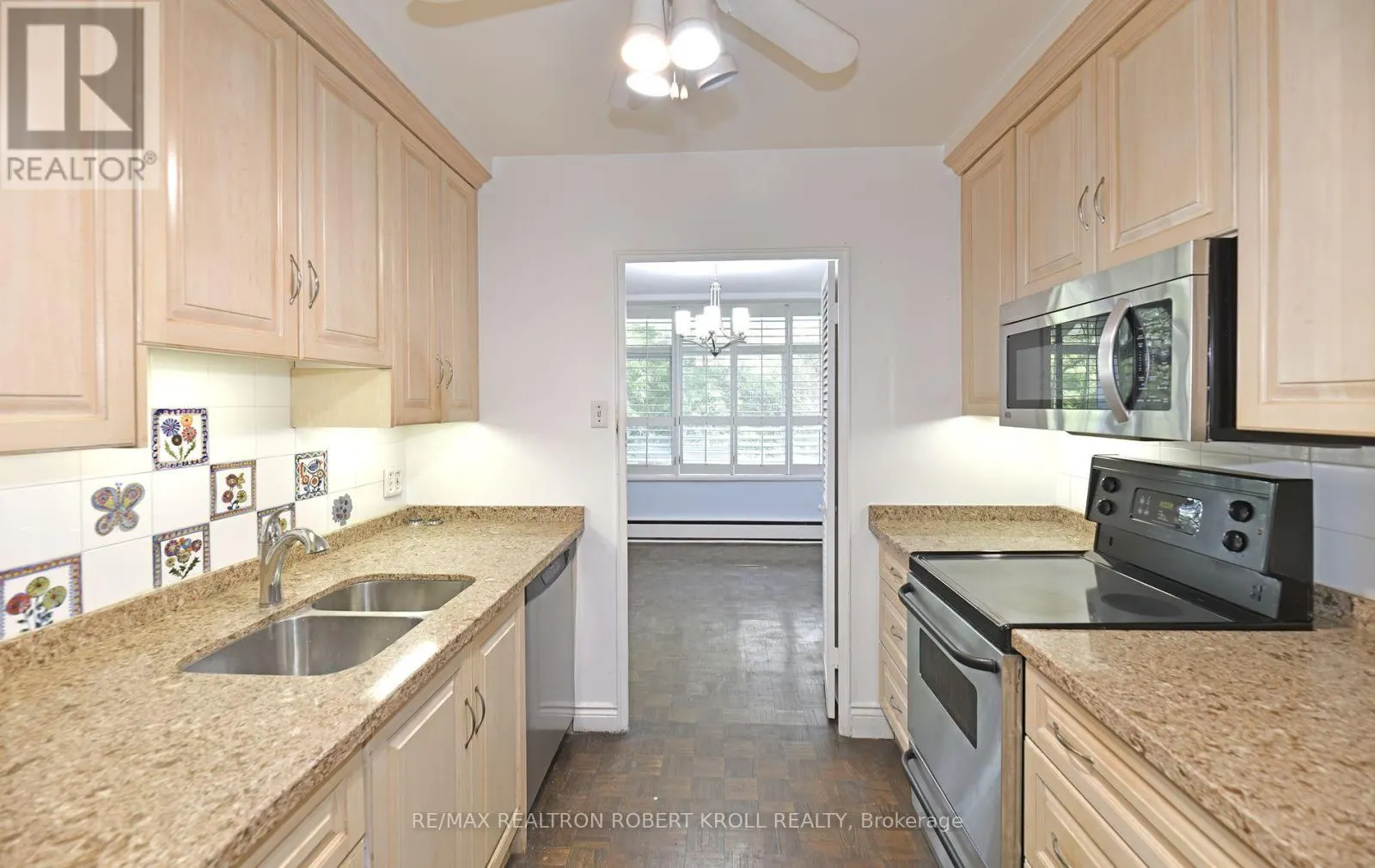 501 - 581 AVENUE ROAD