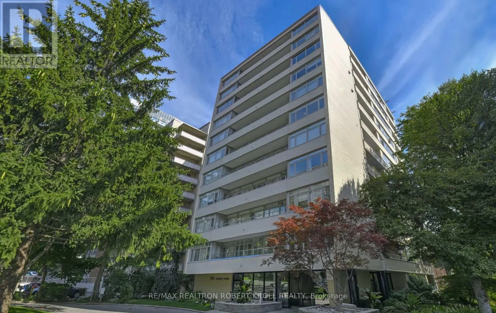 501 - 581 AVENUE ROAD