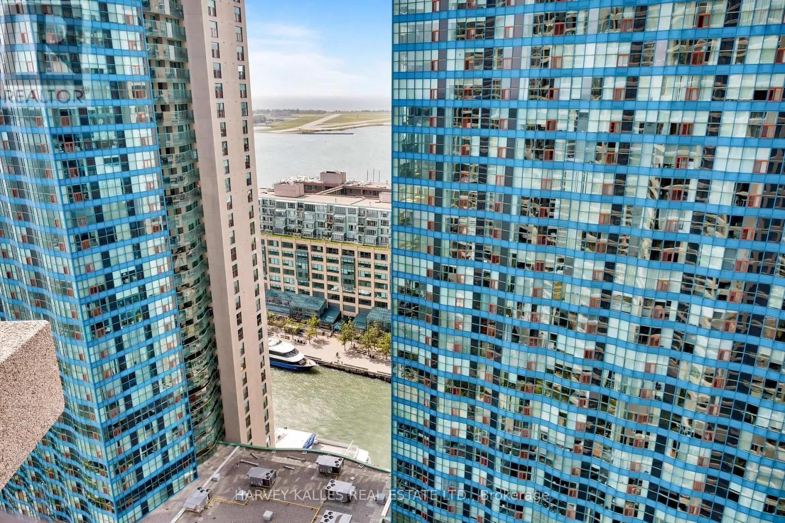 2914 - 55 HARBOUR SQUARE