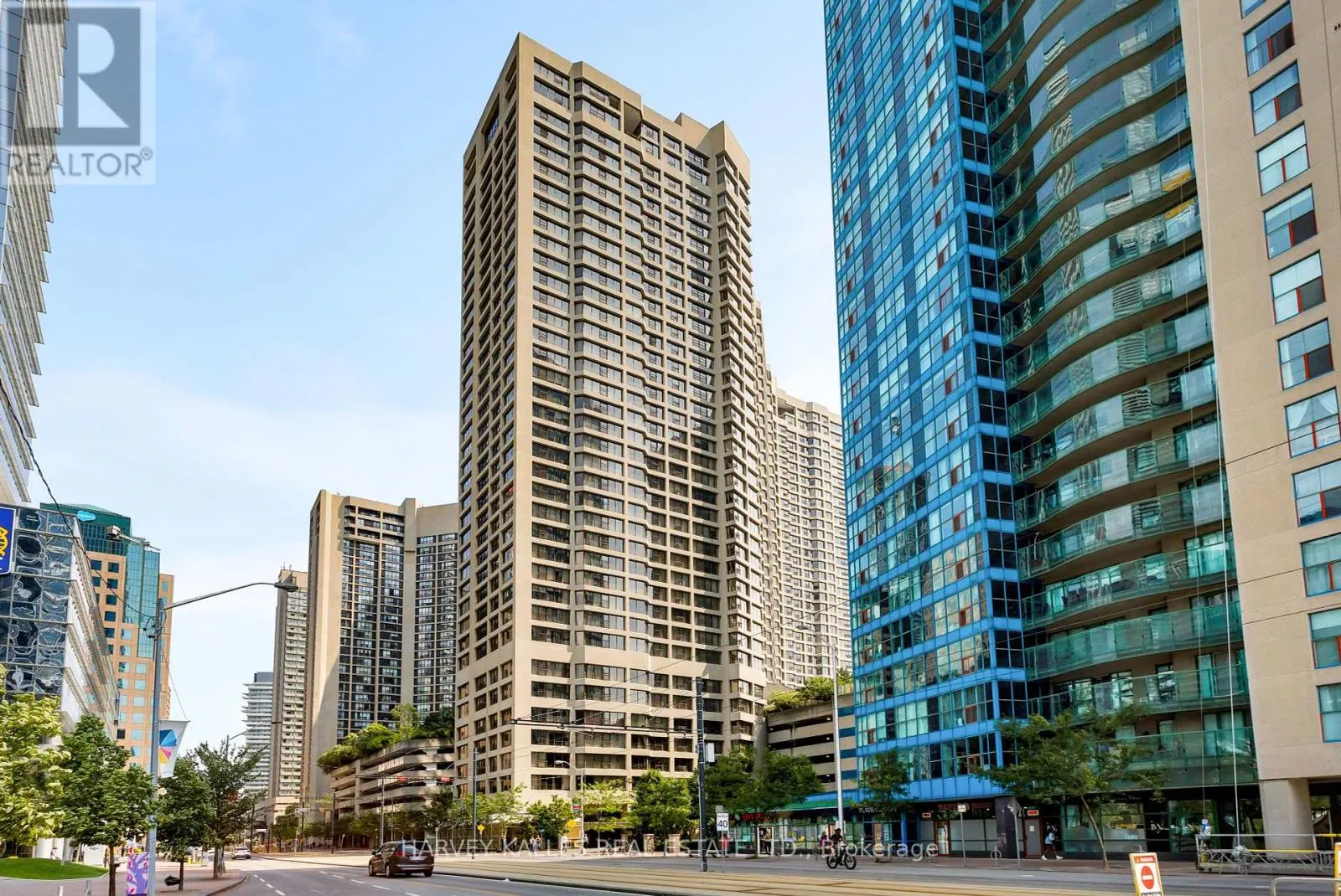 2914 - 55 HARBOUR SQUARE