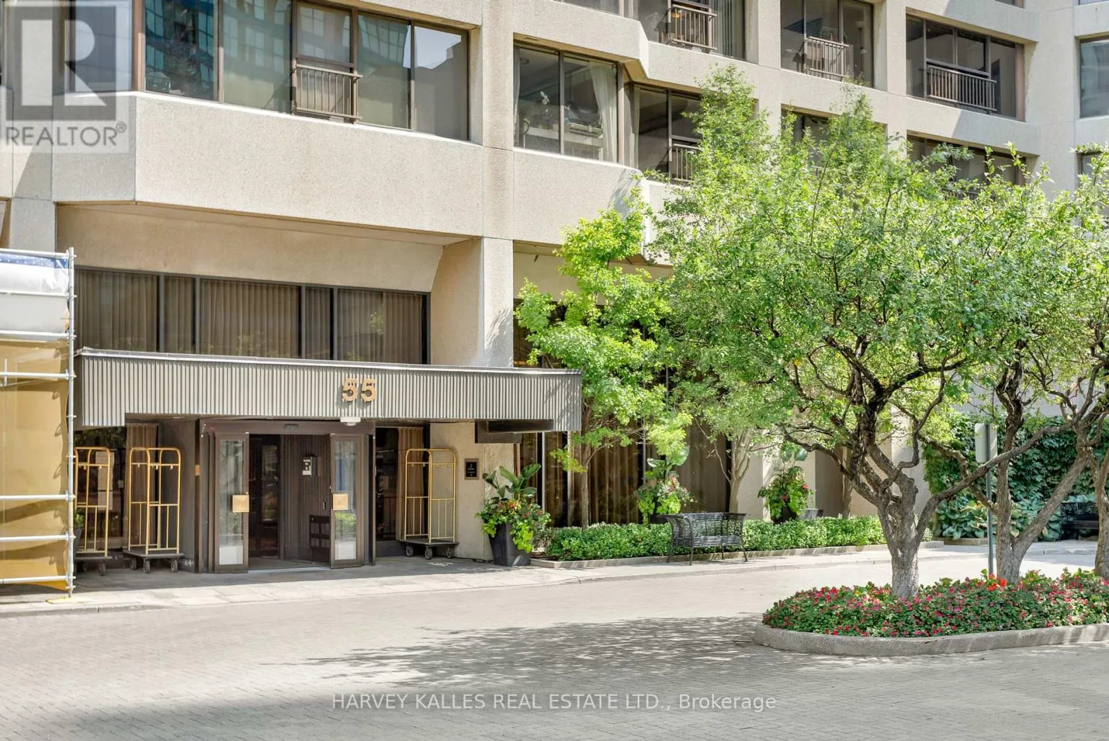 2914 - 55 HARBOUR SQUARE