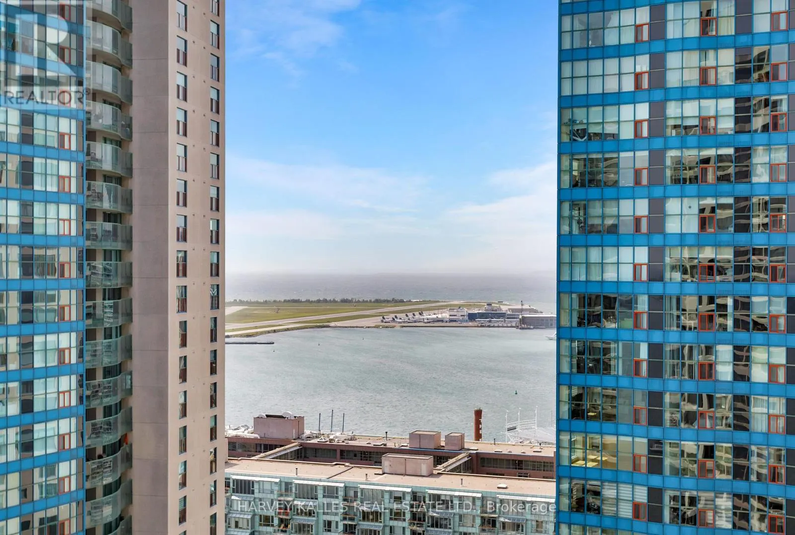 2914 - 55 HARBOUR SQUARE