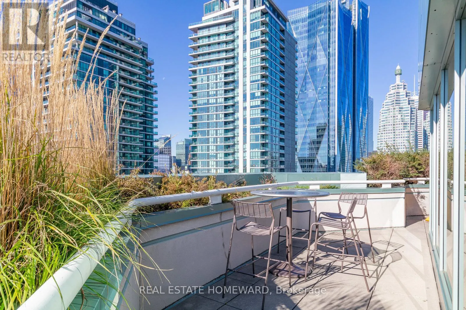 3408 - 10 YONGE STREET