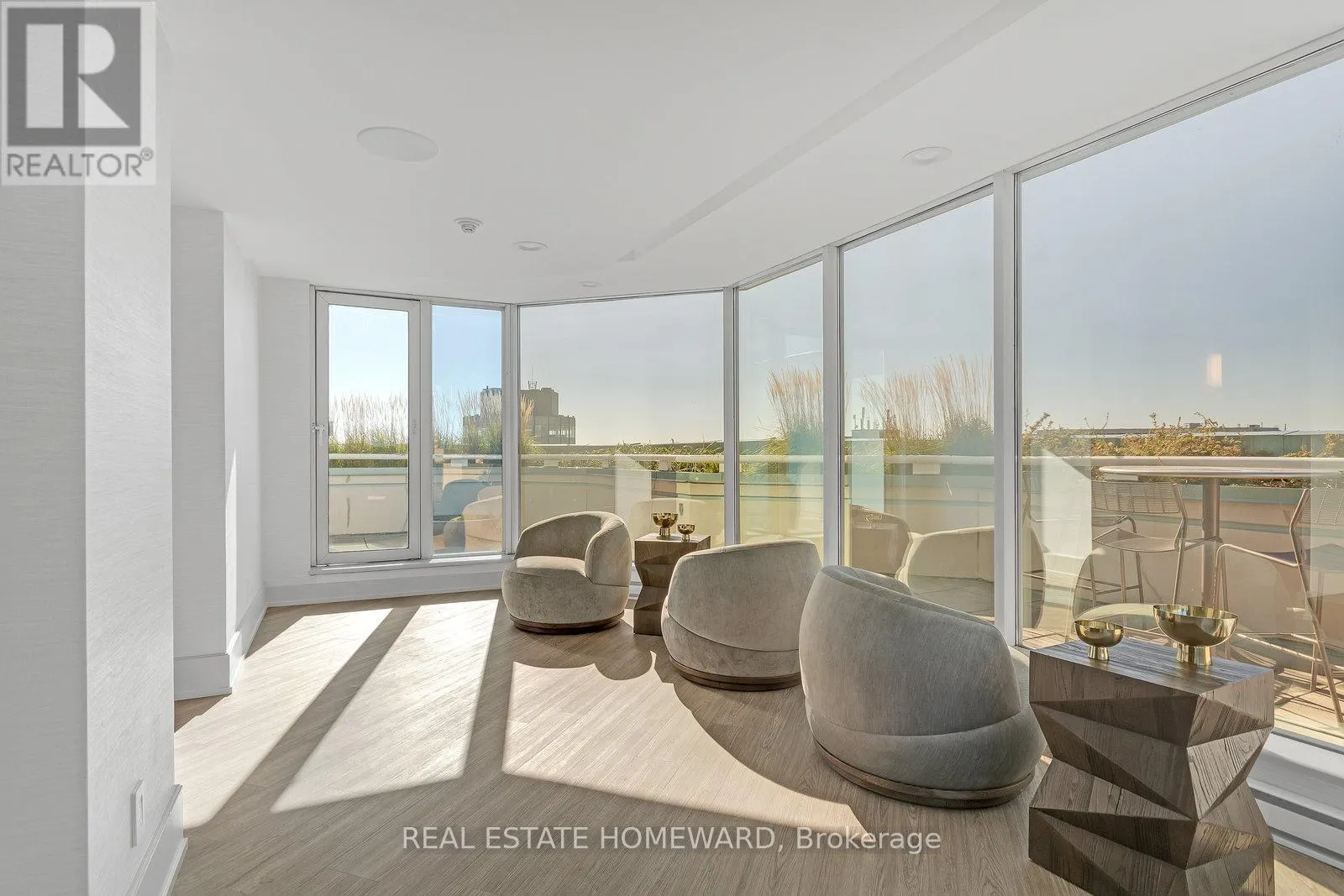 3408 - 10 YONGE STREET